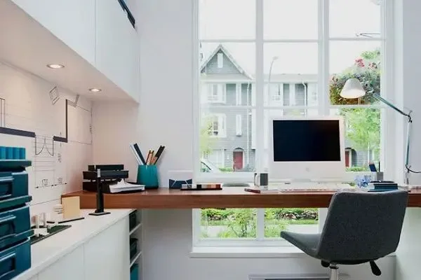 Tuổi Quý Sửu 1973 nên đặt bàn làm việc hướng nào để công việc suôn sẻ?