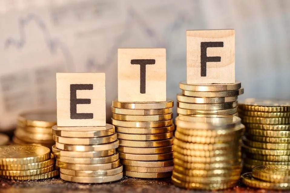 Có nên đầu tư vào quỹ ETF?