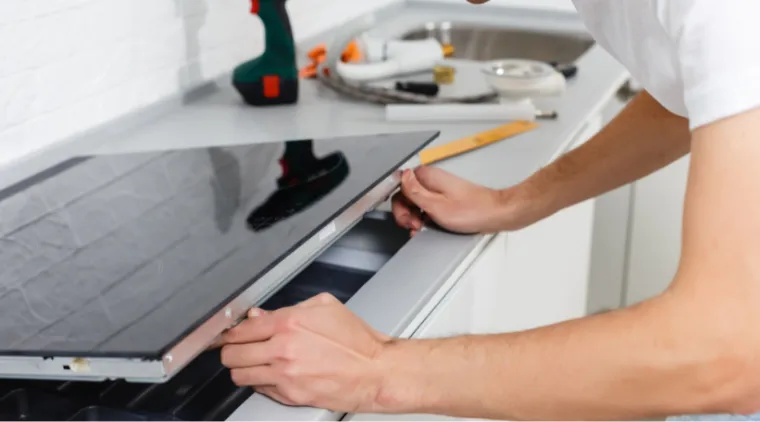 Nguyên nhân và bí quyết xử lý "nhanh gọn lẹ" khi bếp từ bị nổ cầu chì