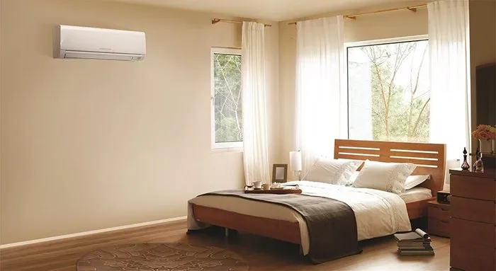 Lắp đặt điều hòa vị trí nào trong phòng ngủ để hạn chế mùi hôi ẩm mốc tích tụ?