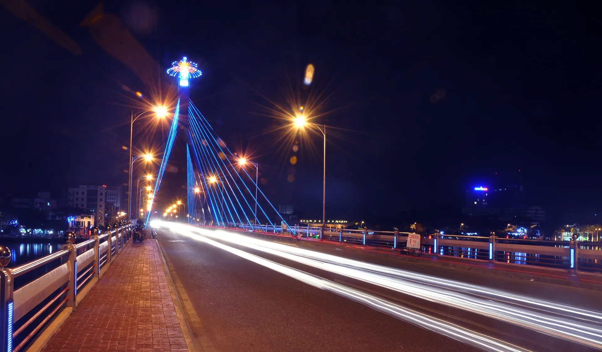 Thực trạng phát triển cơ sở hạ tầng tại Thủ đô Hà Nội và mối quan hệ giữa cơ sở hạ tầng và giá bất động sản