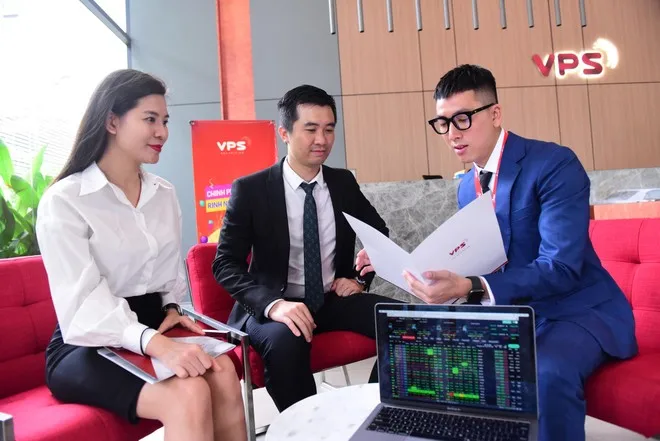 Cần làm gì để ứng trước tiền bán tại bảng giá chứng khoán VPS?