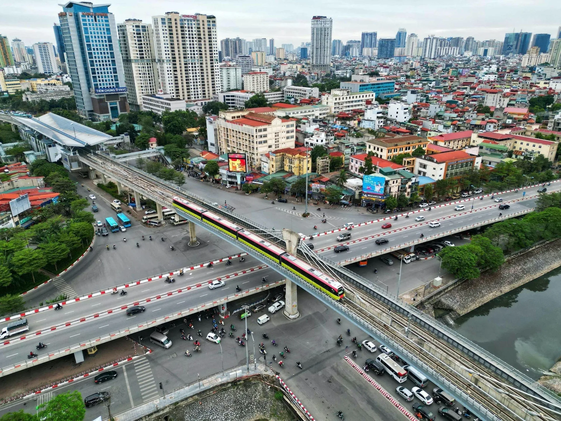 Nên đầu tư những mã cổ phiếu ngành đầu tư công nào trong nửa cuối năm 2024? 