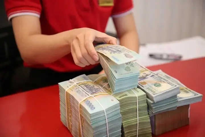 Lợi ích của việc gửi tiết kiệm có kỳ hạn cho doanh nghiệp là gì?
