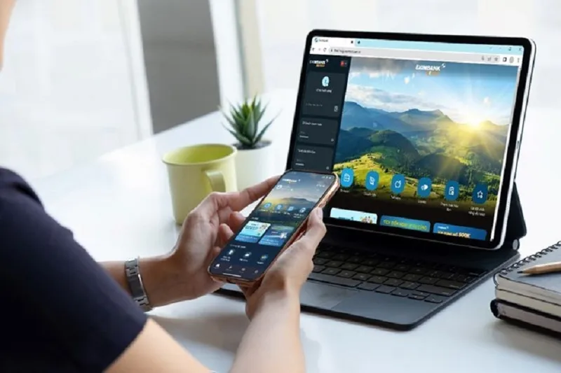Các loại chi phí duy trì và chuyển khoản của e-banking Eximbank là bao nhiêu?	