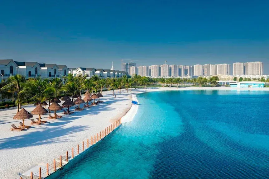 Khách thuê phòng Vinhomes Ocean Park theo ngày có được vào biển nhân tạo miễn phí không?