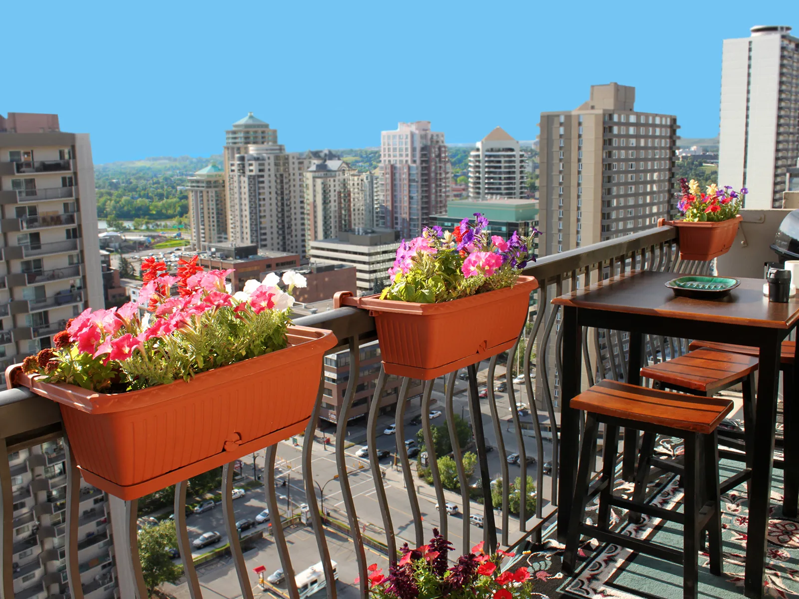 Khách thuê nhà Vinhomes Smart City hướng Tây cần làm gì để tránh nóng giảm nhiệt cho ngôi nhà?