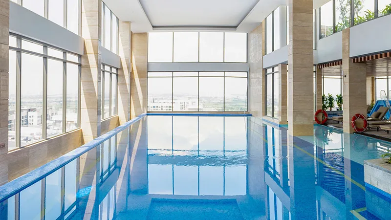Tiêu chuẩn bể bơi cho khách hàng thuê căn hộ Masteri Waterfront là gì?