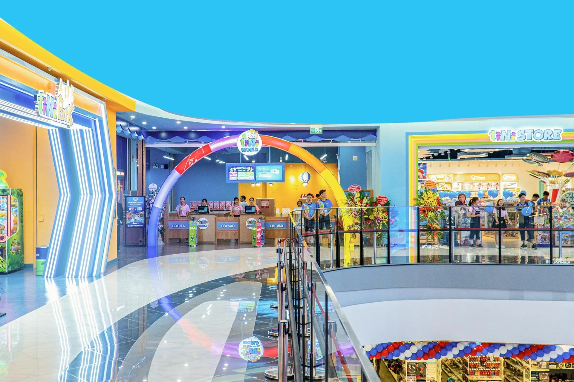 Có khu vui chơi trẻ em nào gần vị trí thuê chung cư Smart City hiện nay?