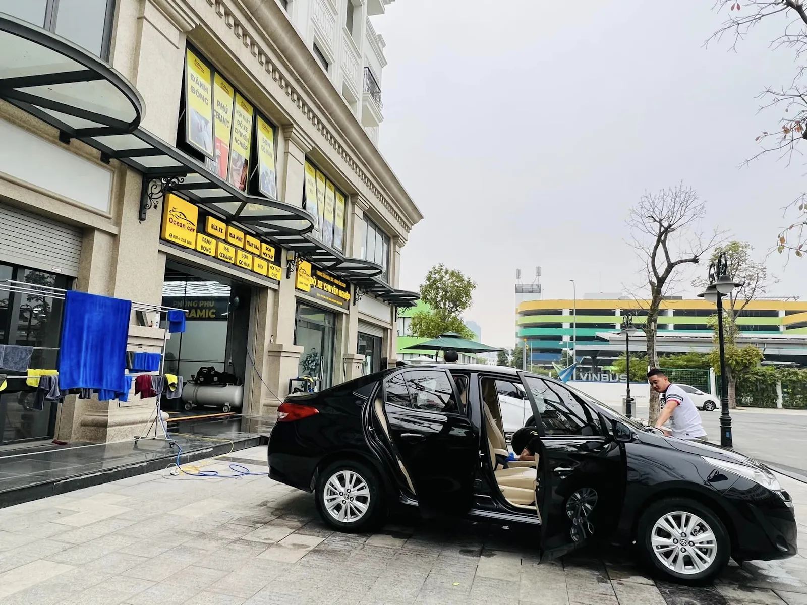 Có những garage rửa xe ô tô nào trong khu vực khi thuê căn hộ Vinhomes Ocean Park?