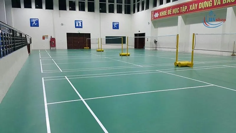Thuê chung cư Smart City có sân cầu lông nào gần nhà?