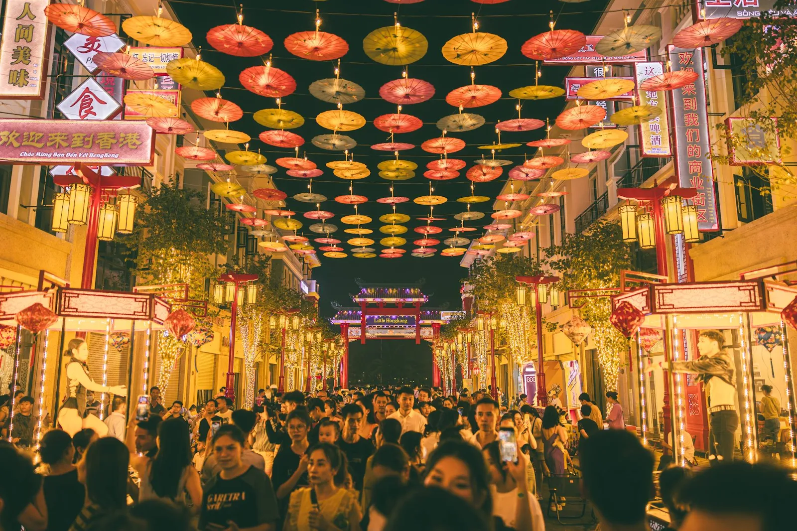 Du khách thuê nhà Ocean Park không nên bỏ qua điểm ăn uống nào tại Little Hong Kong - Lan Quế Phường?