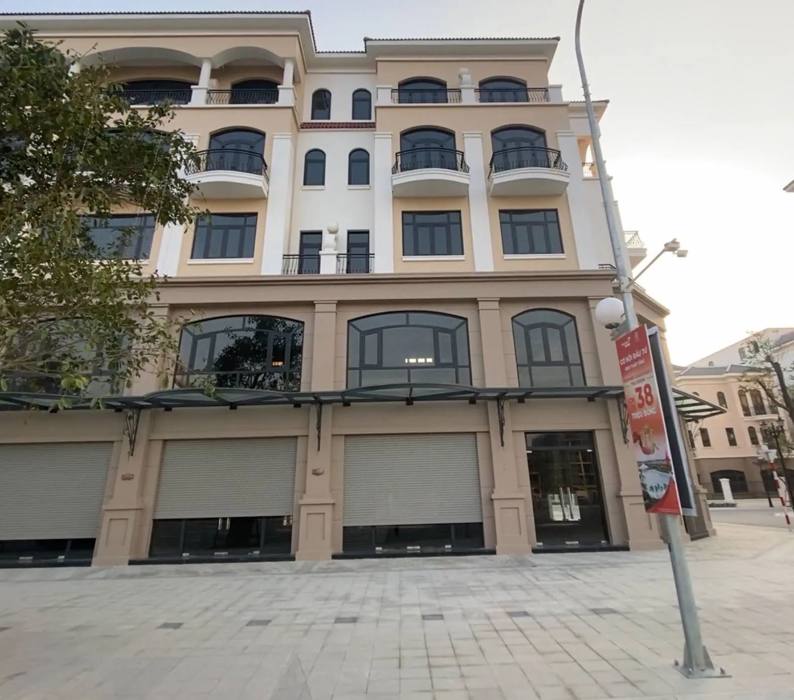 Hệ thống quản lý vận hành chuyên nghiệp mang đến lợi thế gì cho khách thuê shophouse Vinhomes Ocean Park phân khu Masteri Waterfront?