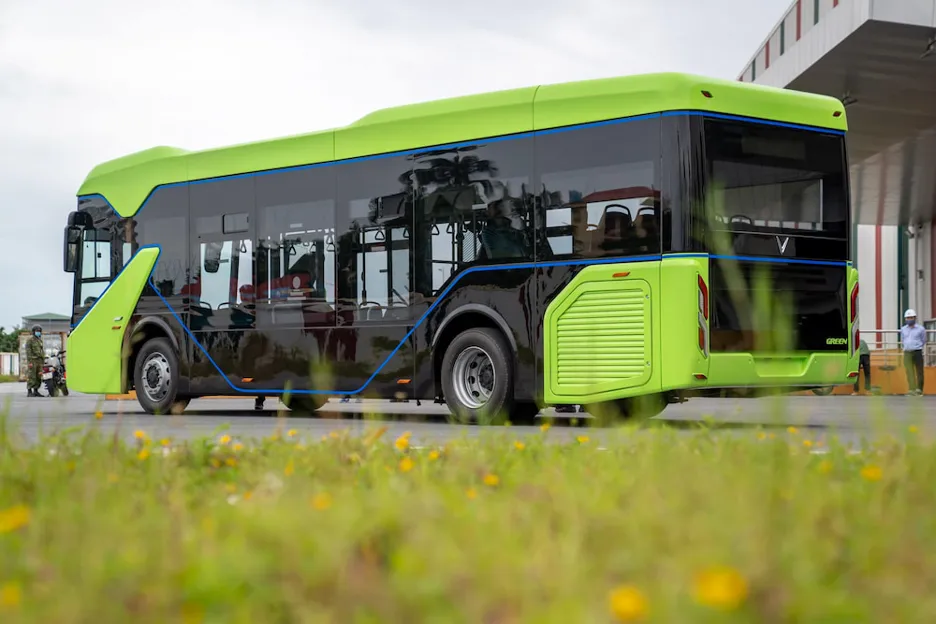 Khách thuê căn hộ Vinhomes Smart City di chuyển đến trung tâm văn hóa Hàn Quốc nhanh nhất bằng cách nào?
