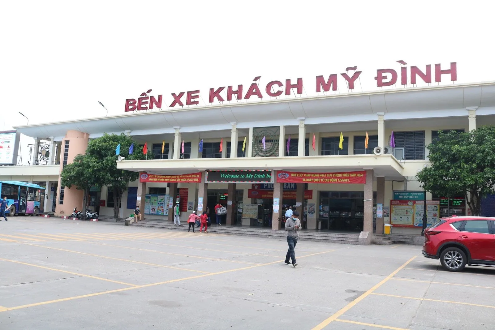 Thuê chung cư Smart City gần với bến xe khách nào?