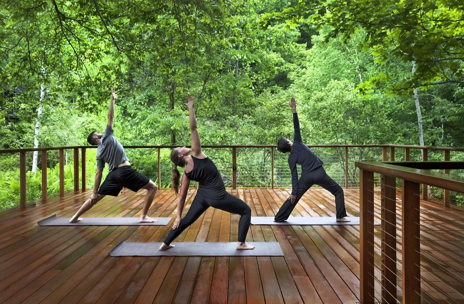 Sử dụng khu tập Yoga và thiền khách thuê shophouse Vinhomes Ocean Park có cần đặt chỗ trước không?