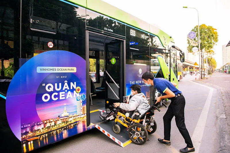 Vinhomes Ocean Park có các thiết kế đặc biệt nào để hỗ trợ người sử dụng xe lăn khi thuê chung cư?