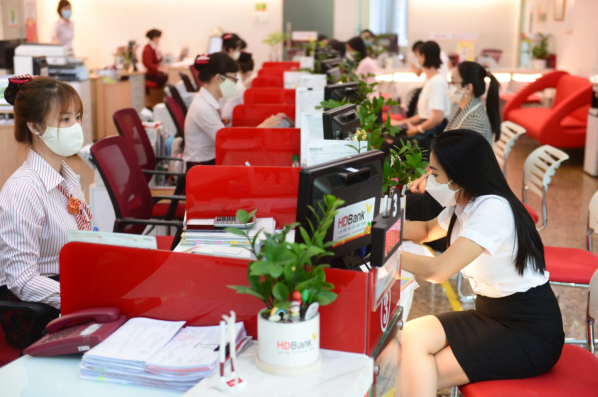 So sánh lãi suất vay mua căn hộ chung cư giữa các ngân hàng: Nên chọn ngân hàng nào?