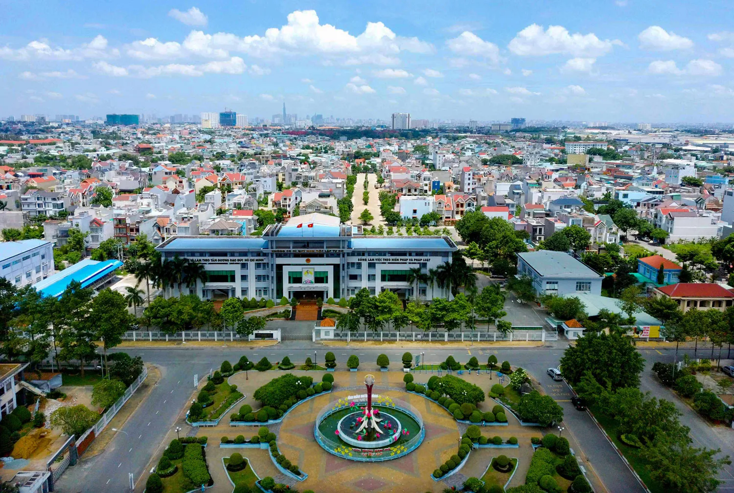 Thị trường bất động sản Bình Dương 2025: Cơ hội rộng mở hay thách thức chờ đón?