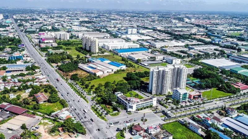 Bất động sản Bình Dương 2025: "Bội cung" dự án nhưng giá vẫn tăng, vì sao?