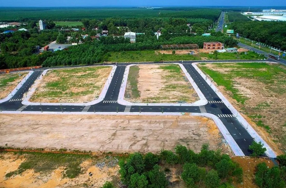 Đất nền vùng ven Hà Nội tăng giá – Cơ hội hay rủi ro đầu tư?