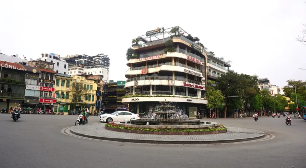 Hà Nội lập quảng trường 1,2ha bên hồ Gươm, di dời hàng chục cơ quan và hộ dân