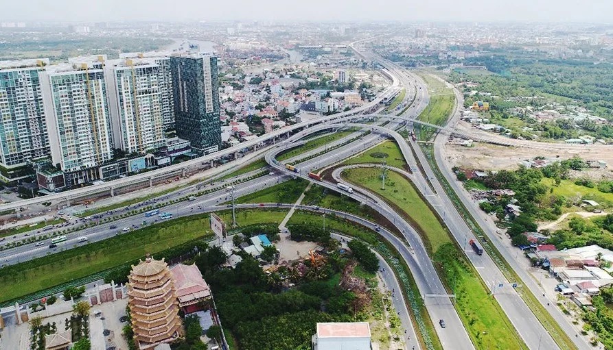 Xu hướng thị trường sơ cấp cao tầng tại Hà Nội và TPHCM đầu năm 2025