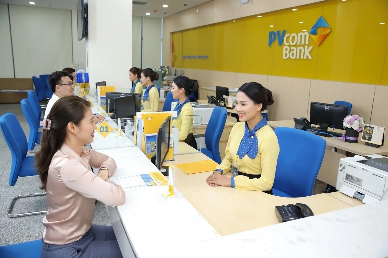 Lãi suất ngân hàng PVCom Bank năm 2023 đang là bao nhiêu? Ngân hàng có cho vay mua dự án Vinhomes Smart City không? 