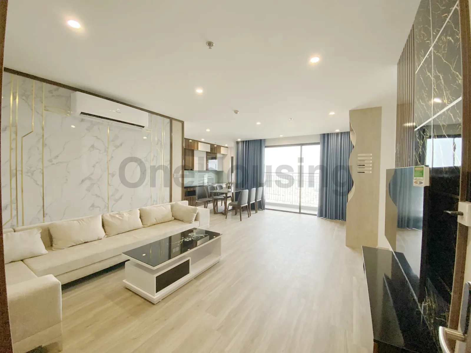 Căn 3PN tòa S1.12 - The Sapphire - Vinhomes Ocean Park Gia Lâm hướng Đông Bắc, Đông Nam giá bao nhiêu 1m2?