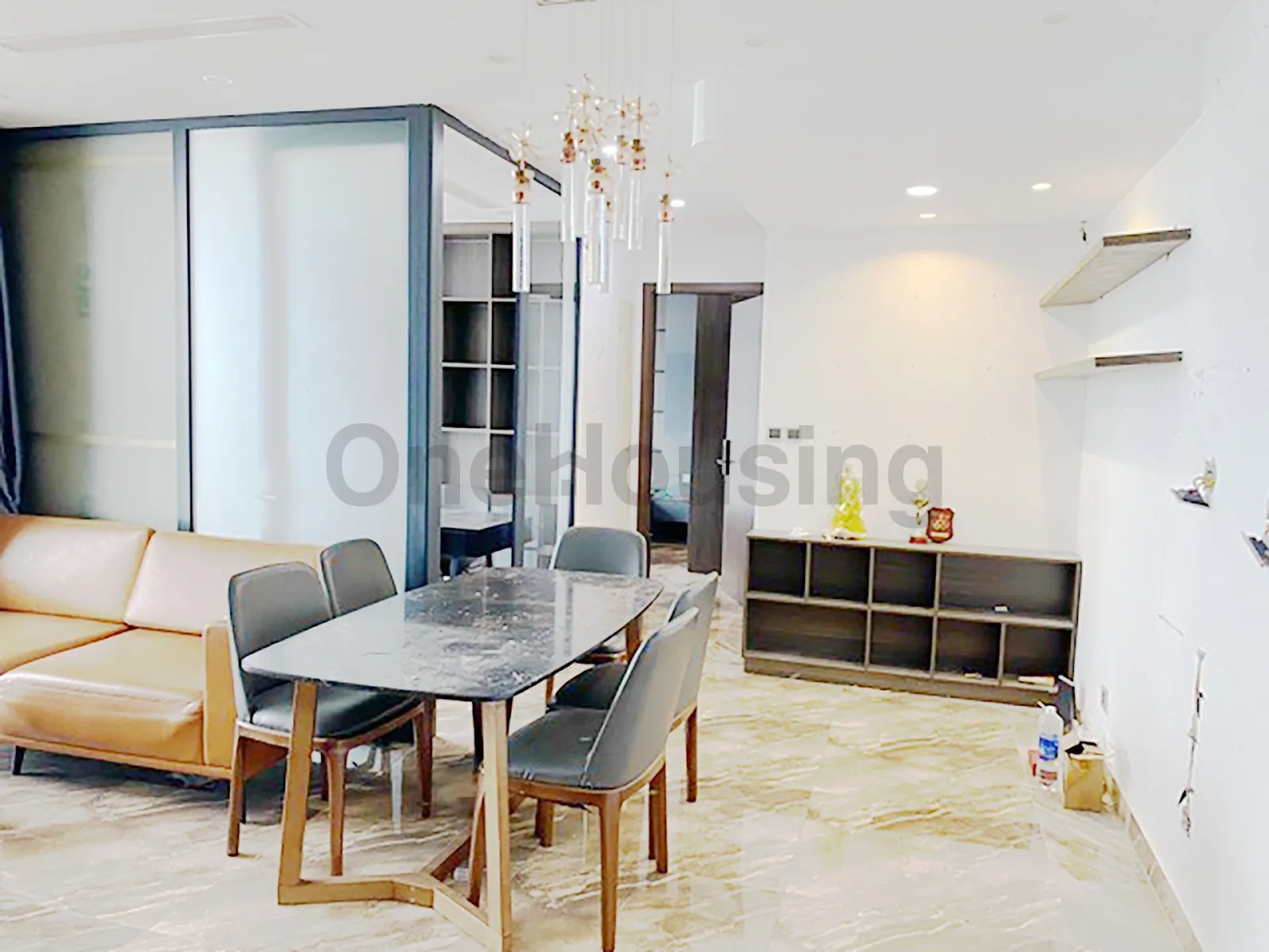 Căn 1PN+ tòa M2 - Vinhomes Metropolis hướng Đông Bắc OneHousing đang bán giá bao nhiêu 1m2?
