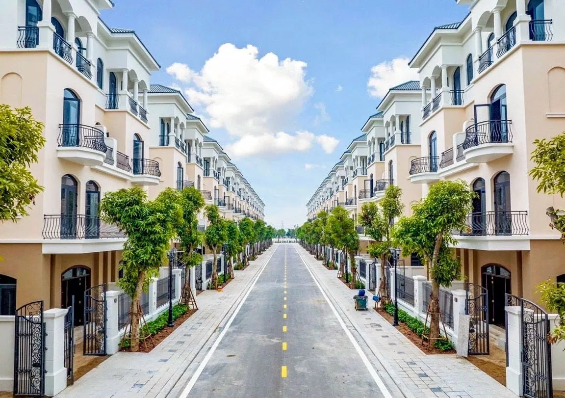 Vì sao nên mua Nhà liền kề hướng Đường Chà Là 14 rộng 13m - Căn thường khu Chà Là - Vinhomes Ocean Park 2 ở OneHousing?