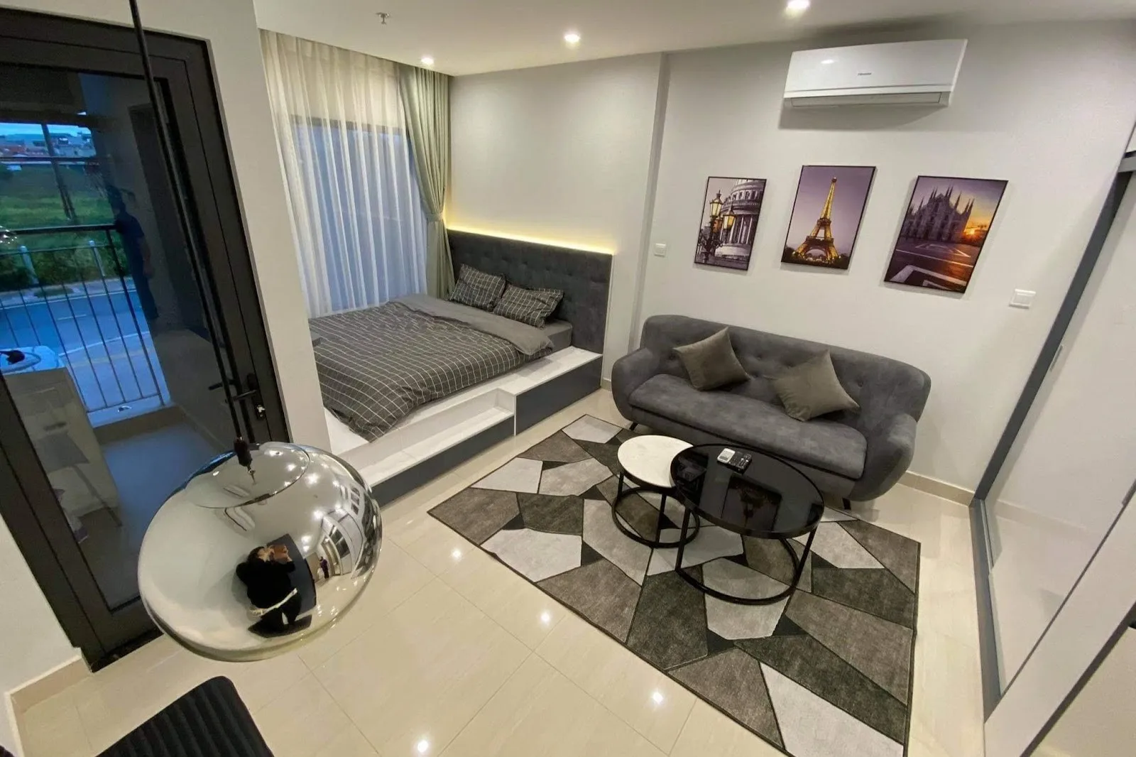 Căn studio tòa S1.05 - The Sapphire - Vinhomes Ocean Park Gia Lâm hướng Tây Bắc giá bao nhiêu 1m2?