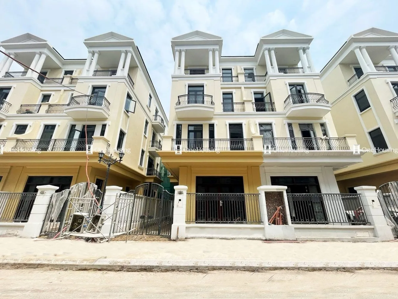 Vì sao nên mua biệt thự hướng đường Đảo Dừa 6 - căn thường mặt tiền Đông Nam khu Đảo Dừa - Vinhomes Ocean Park 2 ở OneHousing?