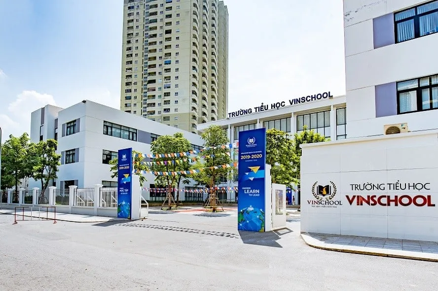 Trong bán kính 5km có thể đến các trường tiểu học nào từ Masteri West Heights?