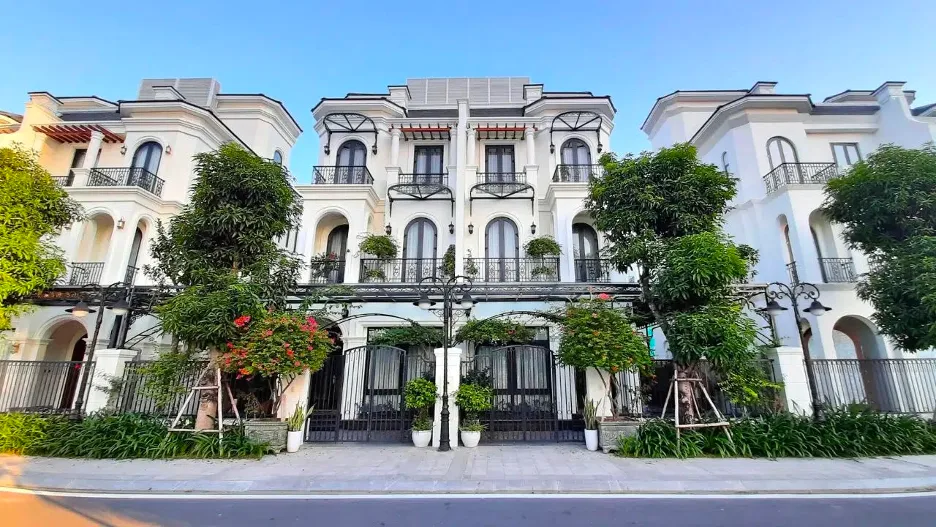 Biệt thự thuộc phân khu Chà Là Vinhomes Ocean Park 2 hiện OneHousing bán bao nhiêu?