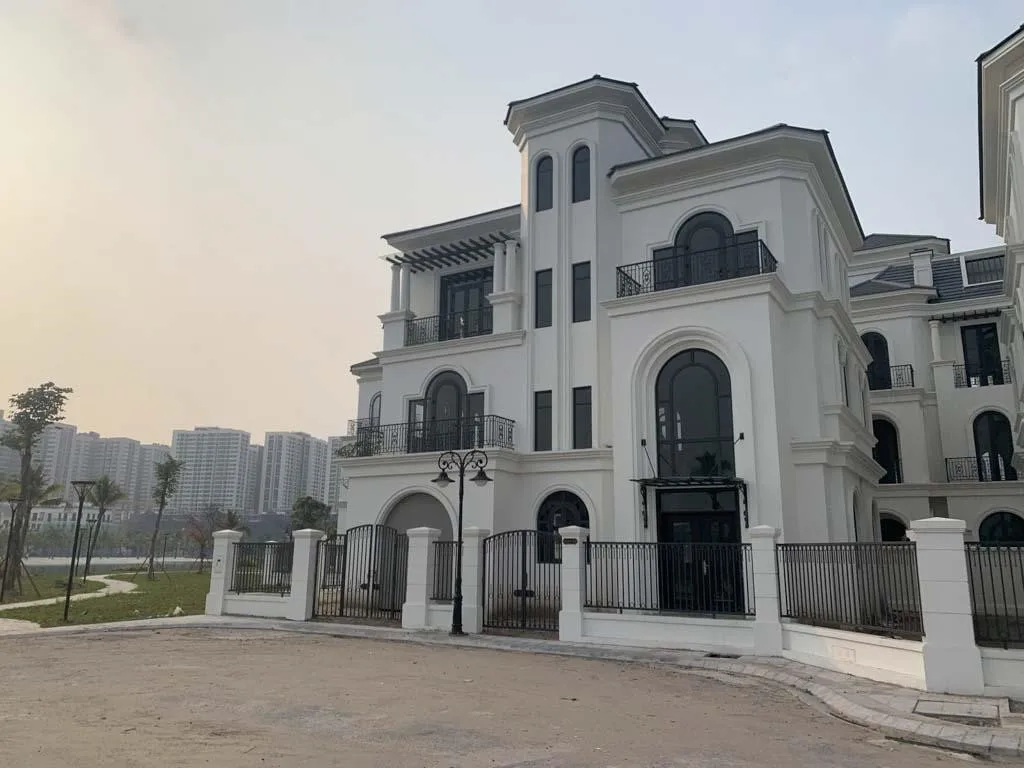 Biệt thự thuộc phân khu Ngọc Trai Vinhomes Ocean Park 2 hiện OneHousing bán bao nhiêu?