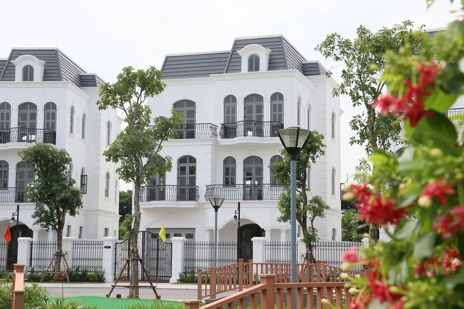 Cập nhật mới nhất giá bán nhà biệt thự, liền kề quận Tây Hồ