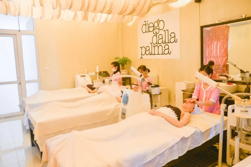 Gần chung cư HUD3 Tower quận Hà Đông có phòng khám, spa làm đẹp nào không?