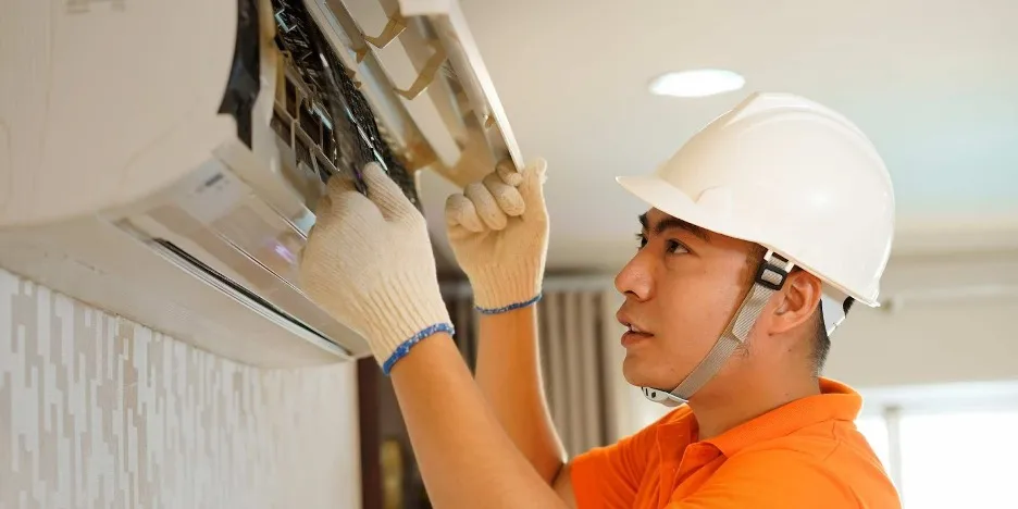 Cư dân M-One Gia Định tìm dịch vụ vệ sinh máy lạnh uy tín ở đâu?