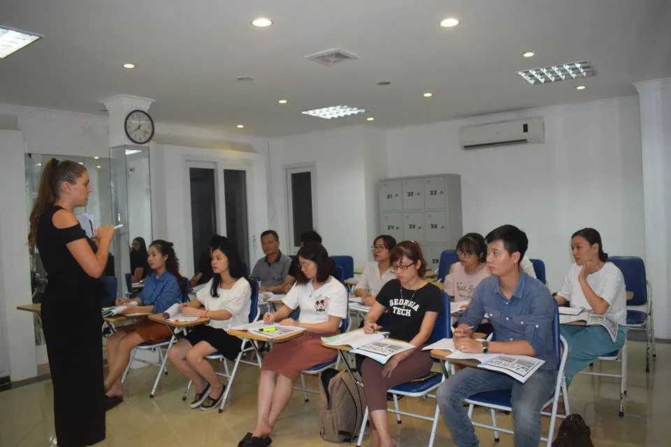 Gần chung cư Richland Southern quận Cầu Giấy có trung tâm ngoại ngữ nào không?