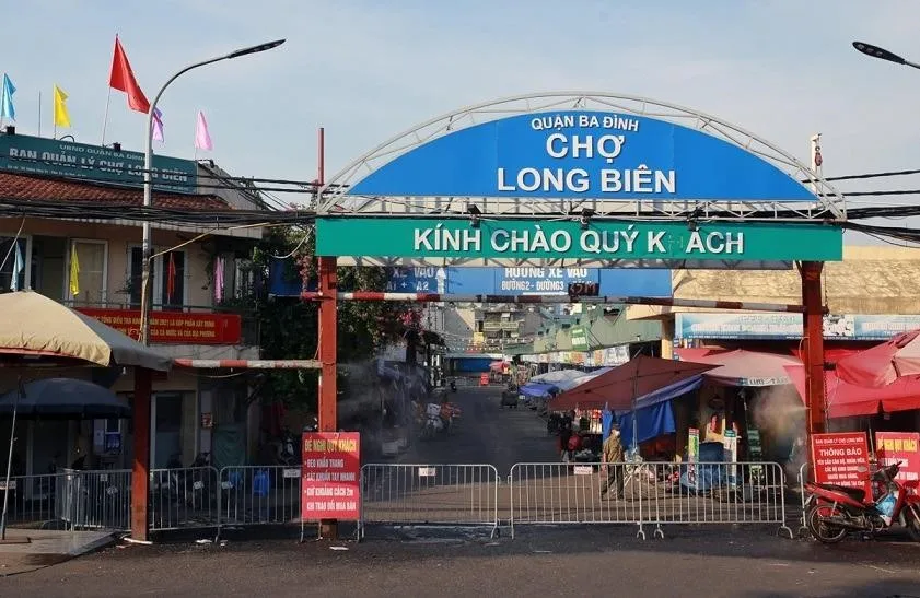 Nhà riêng gần chợ Long Biên, quận Ba Đình có giá bán bao nhiêu?