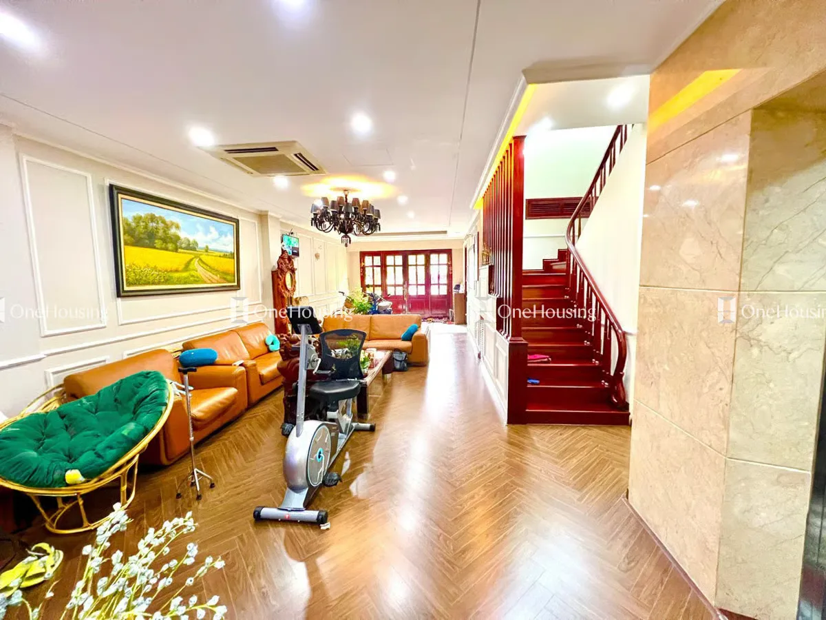 Nhà nguyên căn hướng Tây Bắc quận Ba Đình đang bán bao nhiêu?
