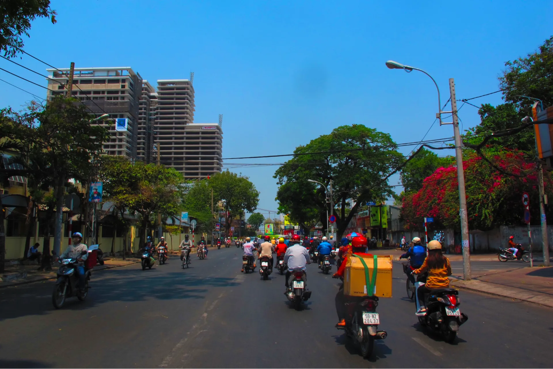 Nhà mặt phố đường Cách Mạng Tháng Tám, quận 3 hiện có giá bao nhiêu?