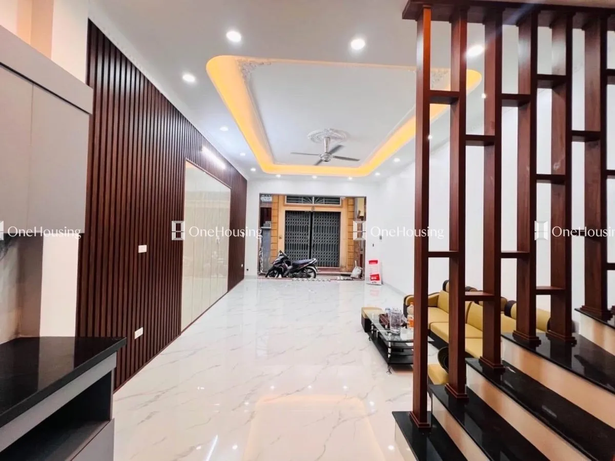 Nhà nguyên căn hướng Đông Bắc quận Hà Đông đang bán bao nhiêu?