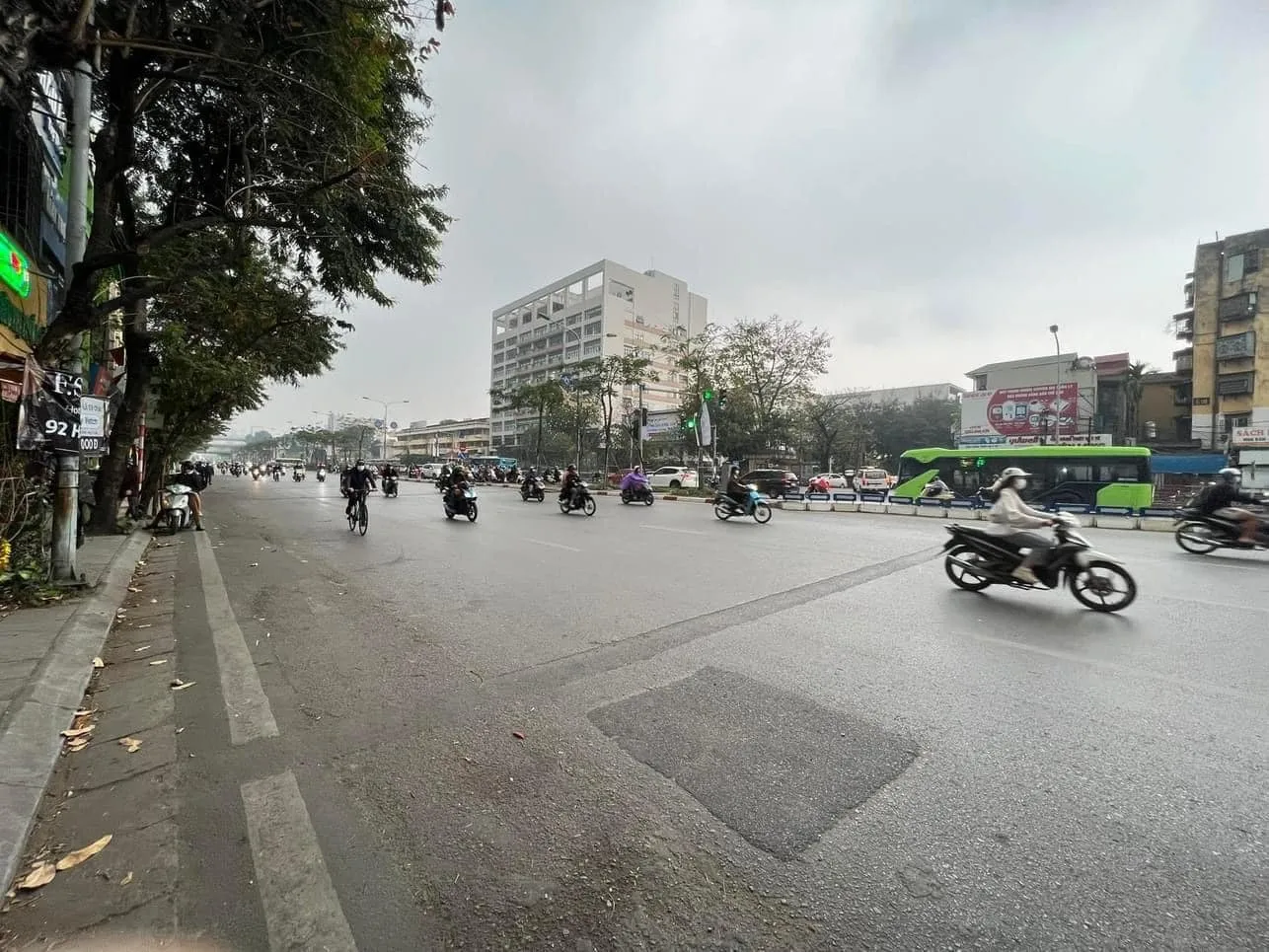 Nhà riêng gần bệnh viện Bệnh Nhiệt Đới Trung Ương, quận Đống Đa có giá bán bao nhiêu?