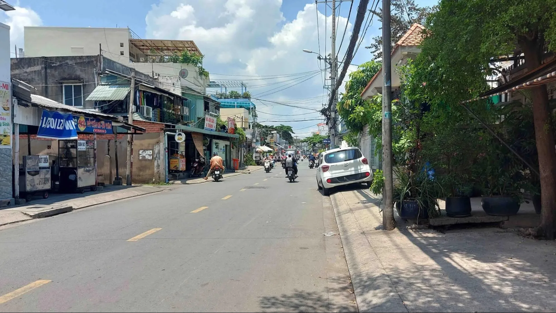 Nhà mặt phố đường Hồ Văn Tư, TP. Thủ Đức, TP. HCM hiện có giá bao nhiêu?