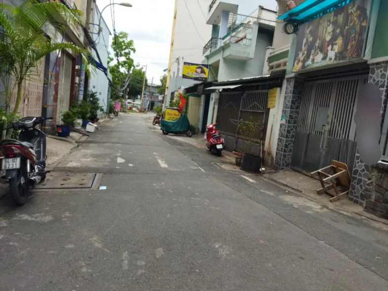 Giá bán nhà riêng, nguyên căn đường Lưu Chí Hiếu, Quận Tân Phú hiện tại là bao nhiêu?