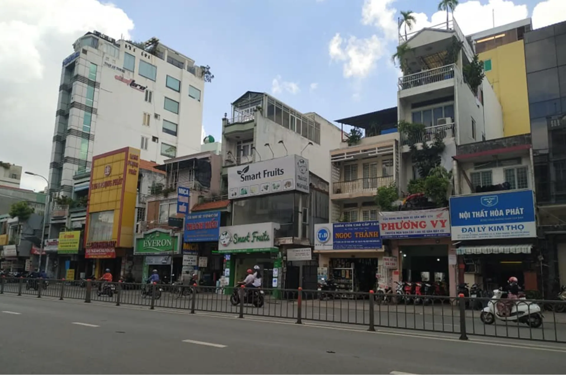 Giá bán nhà riêng, nguyên căn đường Bạch Đằng, Quận Bình Thạnh hiện tại là bao nhiêu?