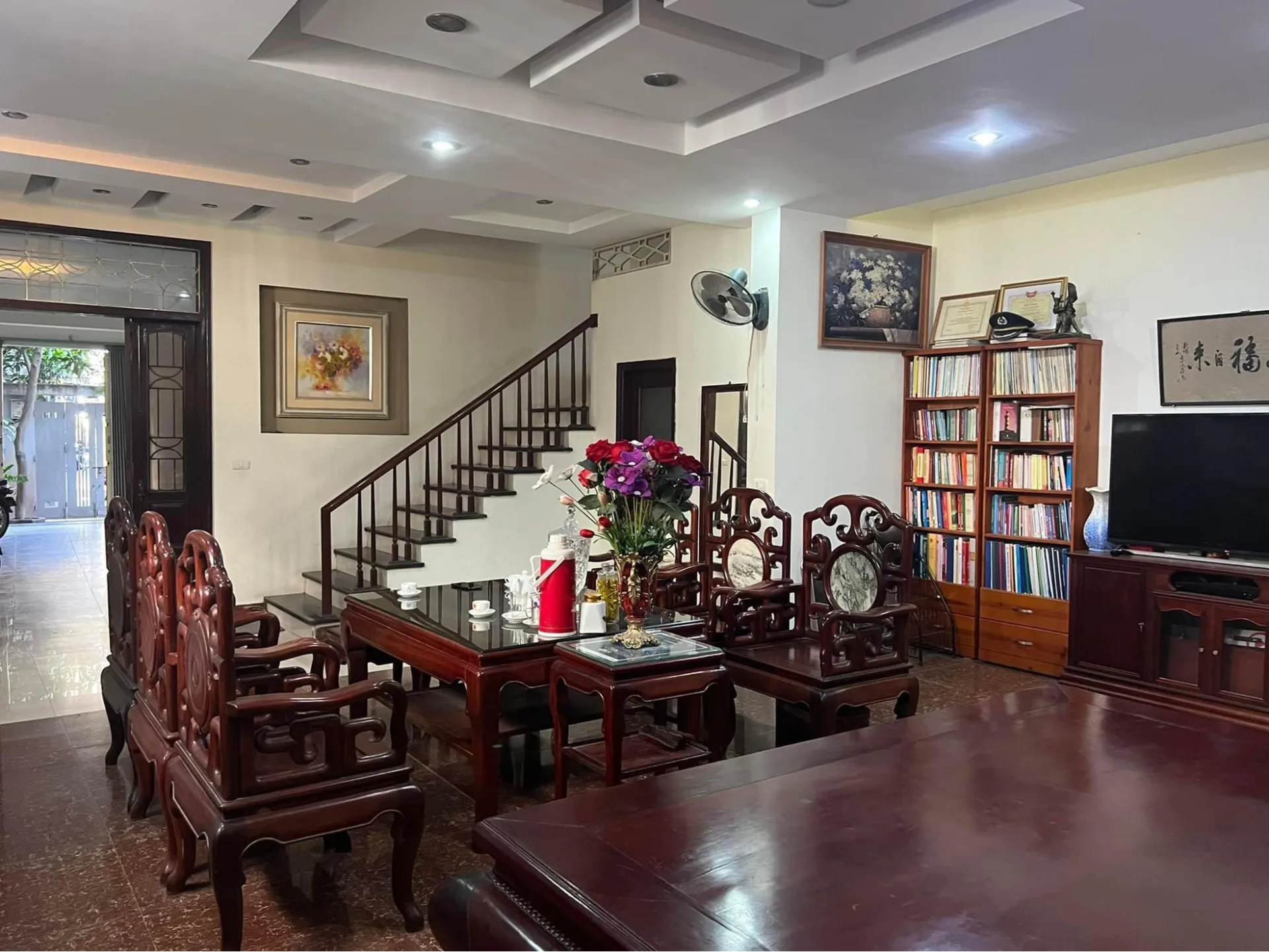 Giá bán nhà riêng, nguyên căn tại đường Ông Ích Khiêm, quận 11 là bao nhiêu?
