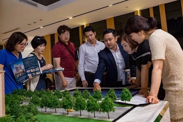 Các yếu tố có ảnh hưởng đến sự phát triển nghề của môi giới bất động sản